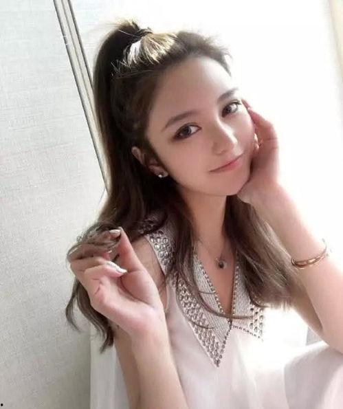 小薇爆料化妆不洗脸视频,化妆不洗脸,揭秘日常护肤新潮流 第3张 小薇爆料化妆不洗脸视频,化妆不洗脸,揭秘日常护肤新潮流 第3张