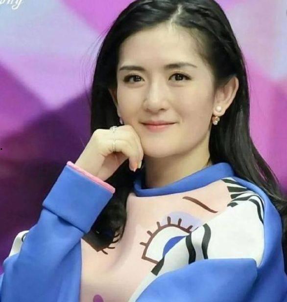 娱乐吃瓜君谢娜,娱乐吃瓜界的“开心果” 第3张 娱乐吃瓜君谢娜,娱乐吃瓜界的“开心果” 第3张