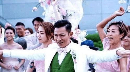 刘德华爆料结婚视频,甜蜜瞬间曝光，揭秘巨星家庭生活