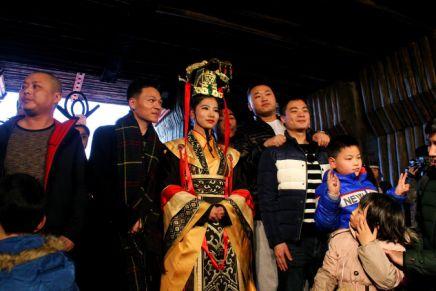 横店化妆师爆料视频曝光,揭秘影视幕后化妆幕后真相  第3张