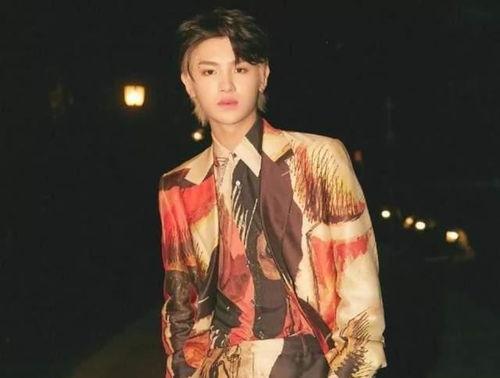 圈内私下爆料黄明昊视频,揭秘明星背后的真实生活 第2张 圈内私下爆料黄明昊视频,揭秘明星背后的真实生活 第2张