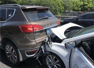 哈弗被追尾爆料了吗视频,视频爆料揭示惊险瞬间  第3张