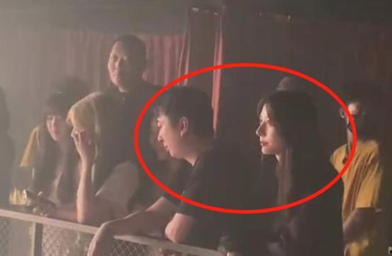 网红吃瓜视频百度云,揭秘娱乐圈幕后风云 第2张 网红吃瓜视频百度云,揭秘娱乐圈幕后风云 第2张