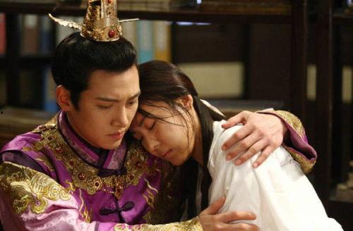 韩剧网奇皇后在线观看,穿越时空的传奇皇后  第3张